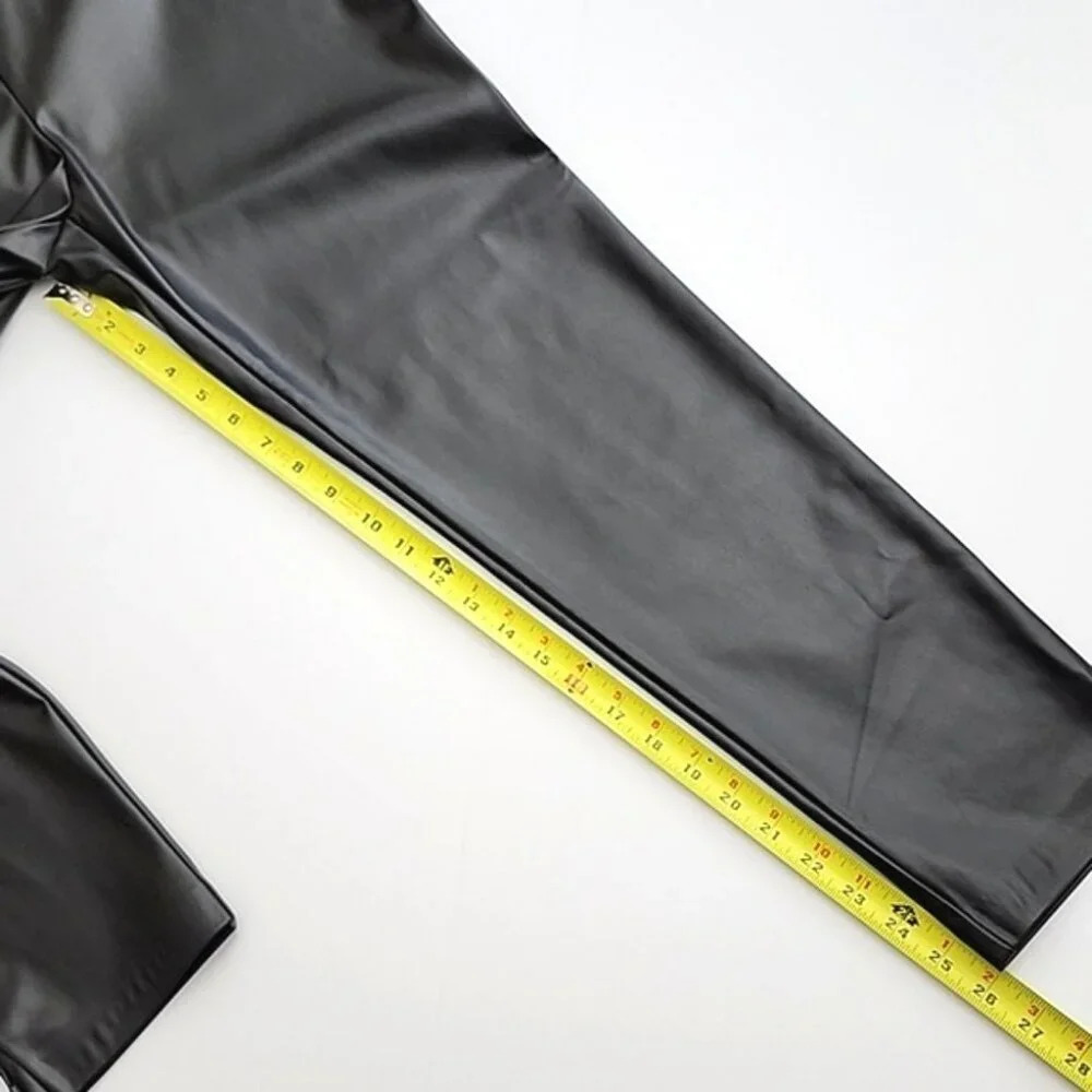 Michael Kors Women's Black Faux Leather Skinny Pull On Pants Stretch Size Medium - Picture 9 of 9